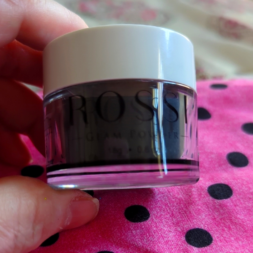 Rossi Nails Professional Nail Dip Powder In Fabulous Black 058